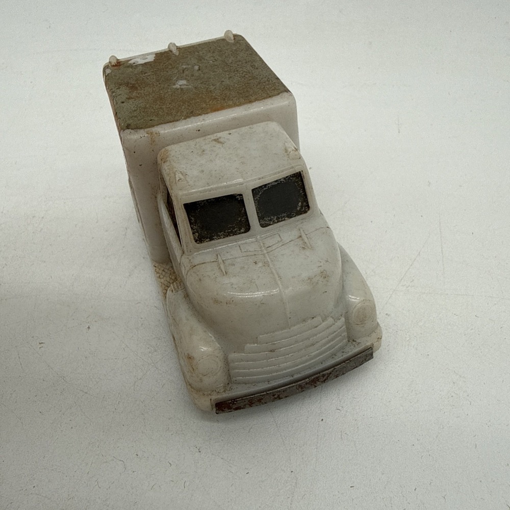 Vintage Conway Co Promotional Toy Carnation Evaporated Milk Delivery Truck 4" - Picture 5 of 8